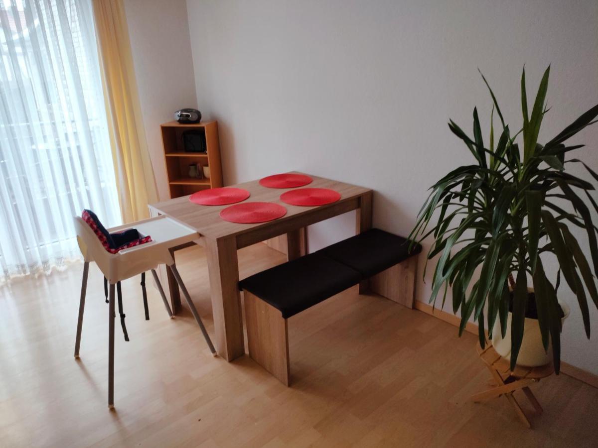 Susis Ferienwohnung Lahnau Екстер'єр фото